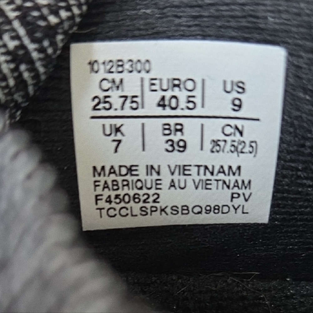 Asics Black and White Running Shoes - Picture 5 of 5